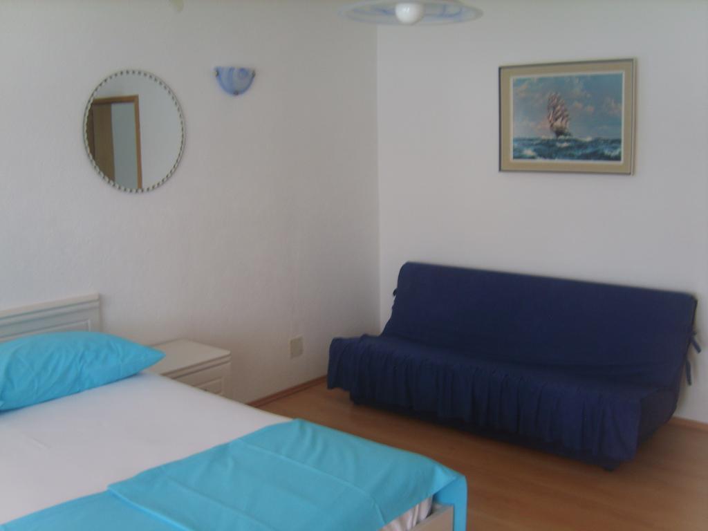 Apartments Iva Alla Trogir Zimmer foto